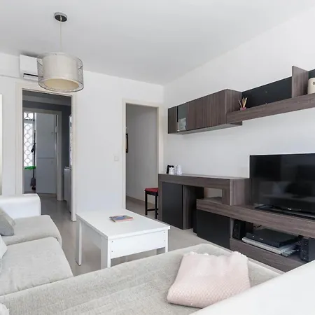 Apartment Yourhouse Llimonera